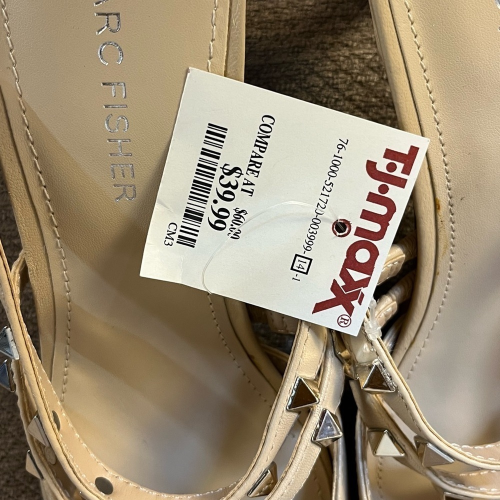 Marc Fisher Leather Nude Studded Pumps Mules size 7 NWT - Picture 13 of 15